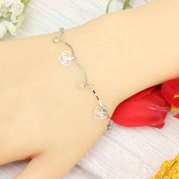 "Trendy Handmade Bracelet – A Thoughtful Gift for Girls & Women | UNVRC1002 - Picture 4 of 10